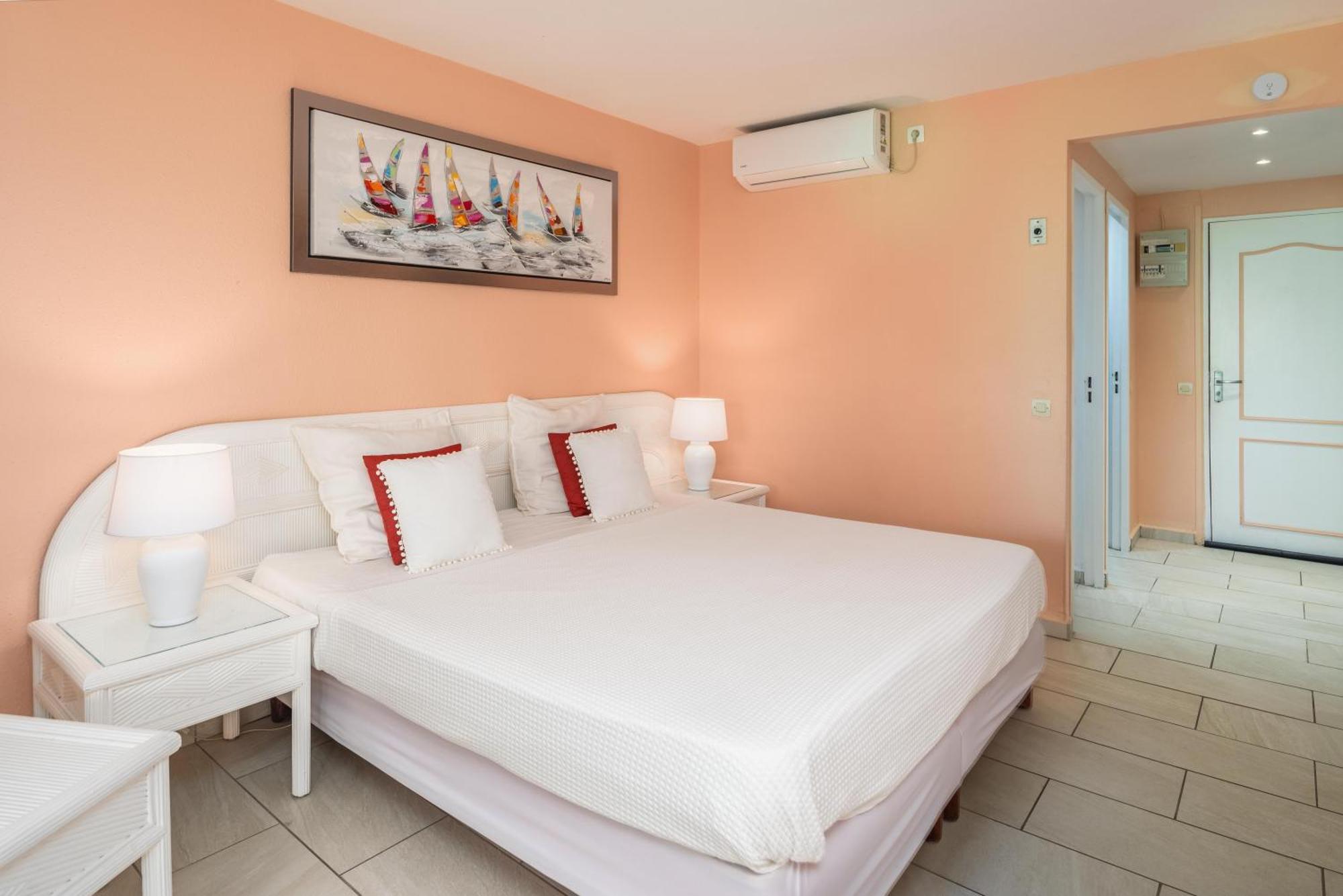 Appartement Bord De Mer Tres Fonctionnel , Sur La Plage & Vue Mer Exceptionnelle Le Gosier  Eksteriør billede