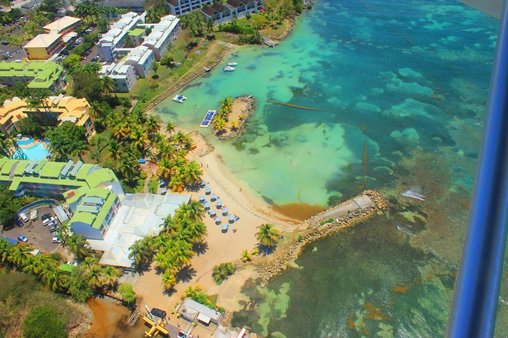 Appartement Bord De Mer Tres Fonctionnel , Sur La Plage & Vue Mer Exceptionnelle Le Gosier  Værelse billede